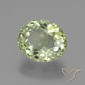 Tourmaline Vert moyen naturelle ovale, 3.61 ct, VVS