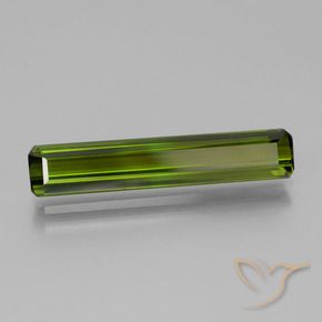 Tourmaline vert terreux naturelle taille émeraude, 3,40 ct, VVS