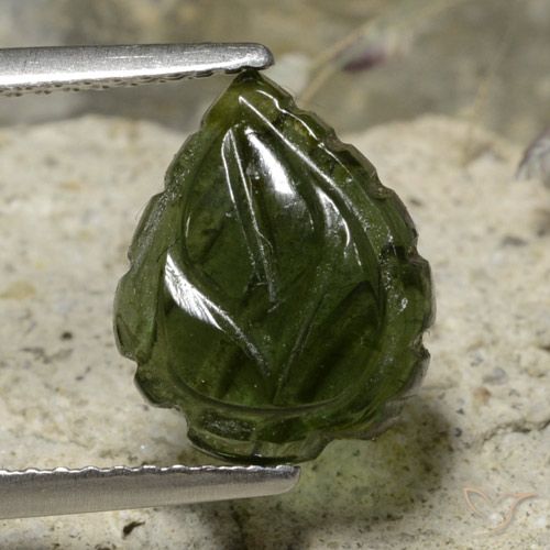 2.90ct Naturel Vert moyen Tourmaline, Taille Fleur, Translucide