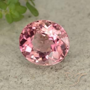 Tourmaline Rose chaud et léger naturelle ovale, 2.69 ct, VVS