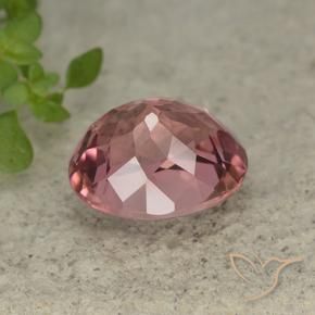 Tourmaline Rose chaud et léger naturelle ovale, 2.69 ct, VVS