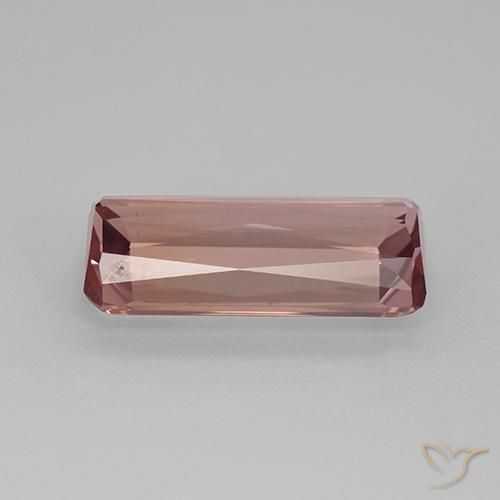 Tourmaline Rouge coccinelle naturelle Octogone / coupe Émeraude, 2.57 ct, VVS-VS