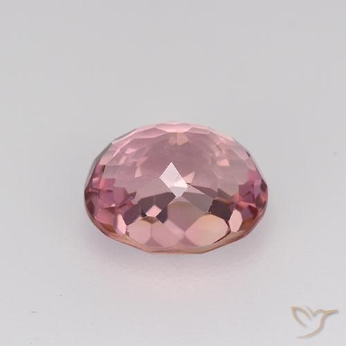 Tourmaline Rose chaud et léger naturelle ovale, 1.38 ct, VVS-VS