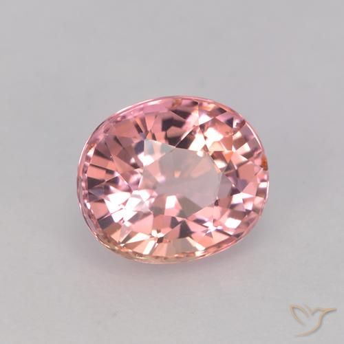Tourmaline Rose clair naturelle ovale, 1.32 ct, VVS-VS