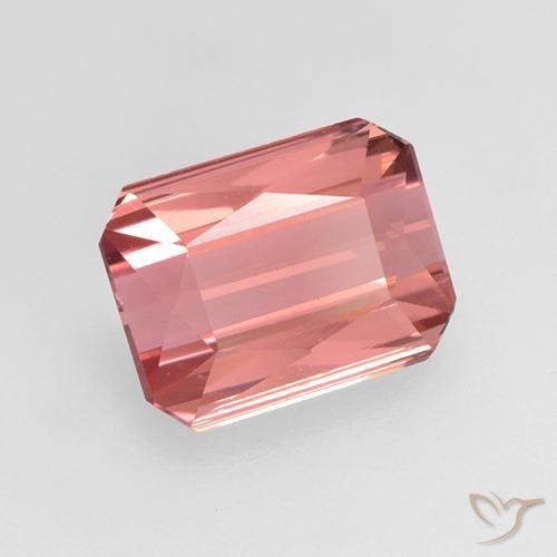 Tourmaline Rose rougeâtre naturelle Octogone / coupe Émeraude, 1.38 ct, VVS-VS