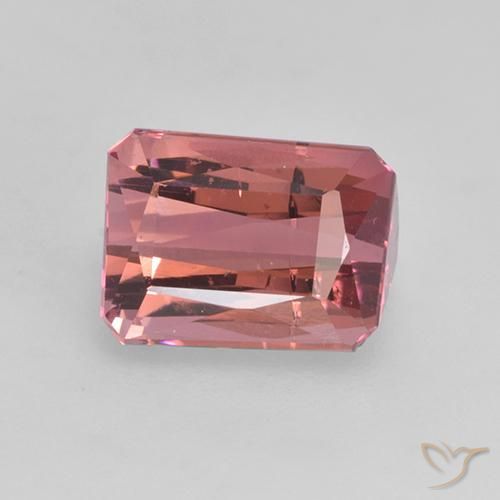 1.81ct Naturel Rose intense Tourmaline, Taille émeraude, VS-SI