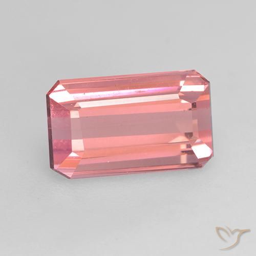 1.55ct Naturel Rose bubblegum Tourmaline, Taille émeraude, VVS-VS