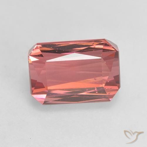 3.49ct Naturel Rose foncé Tourmaline, Taille émeraude, VS
