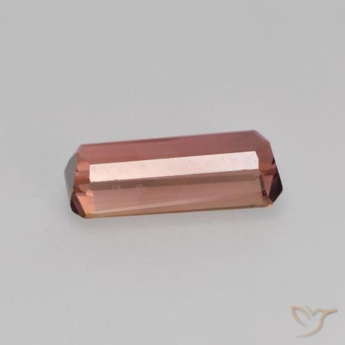 Tourmaline Brique rouge naturelle Octogone / coupe Émeraude, 0.96 ct, VVS-VS