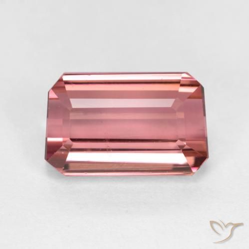 1.67ct Naturel Rose intense Tourmaline, Taille émeraude, VS
