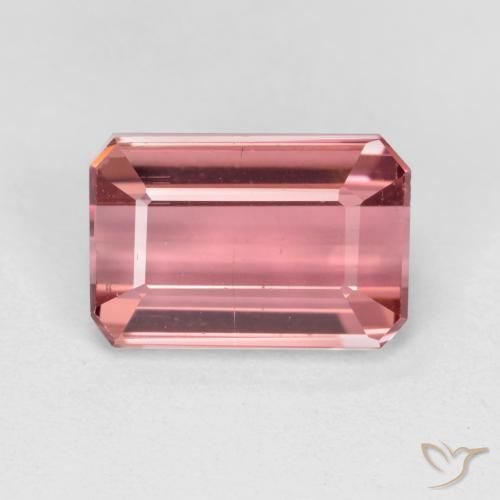 1.53ct Naturel Rose moyen Tourmaline, Taille émeraude, VS-SI