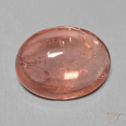 Tourmaline Rouge moyen naturelle ovale, 2.27 ct, Transparent