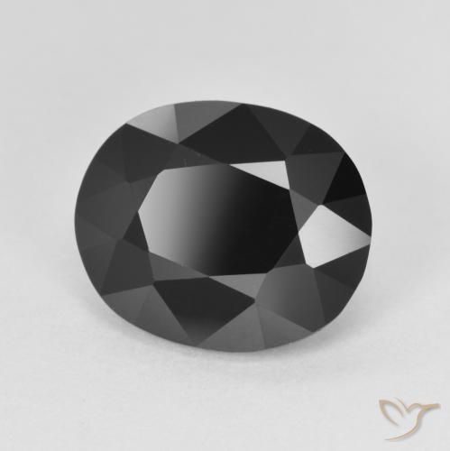 Tourmaline Schorl naturelle ovale, 5.01 ct, Opaque