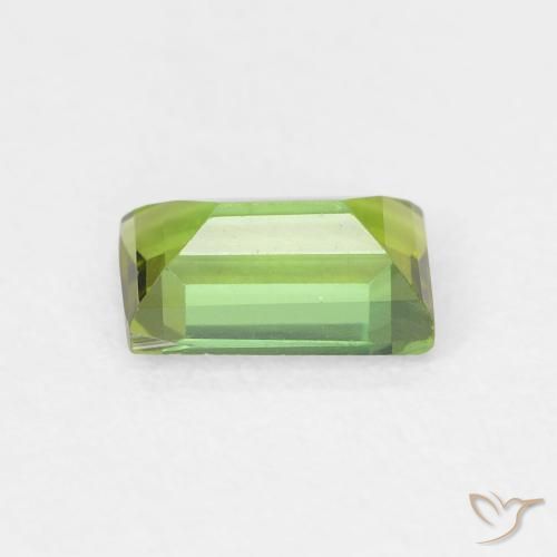 Tourmaline Vert terreux naturelle Baquette, 0.67 ct, VVS-VS
