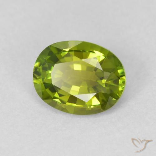 Tourmaline Vert éclatant naturelle ovale, 0.68 ct, VVS