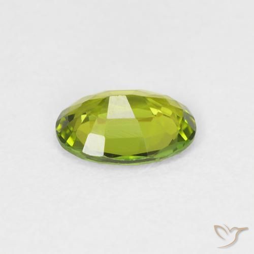 Tourmaline Vert éclatant naturelle ovale, 0.71 ct, VVS