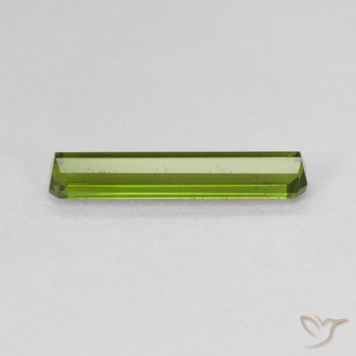 Tourmaline Vert moyen naturelle Octogone / coupe Émeraude, 1.36 ct, VVS-VS