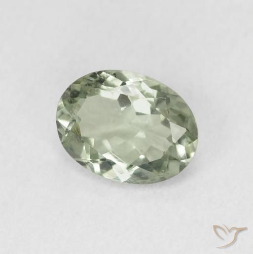 Tourmaline Vert forêt léger naturelle ovale, 1.32 ct, VS