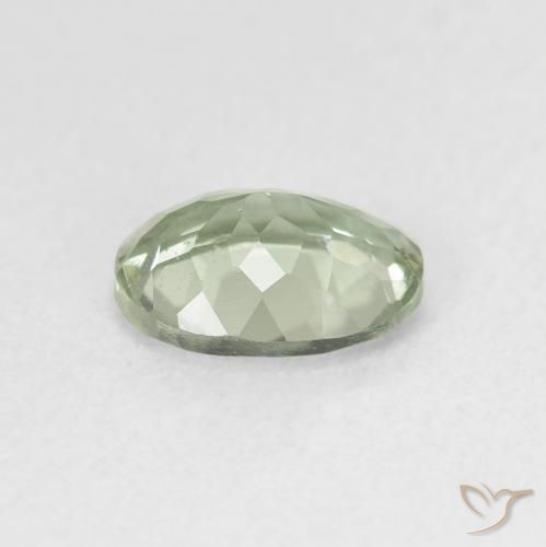 Tourmaline Vert forêt léger naturelle ovale, 1.32 ct, VS
