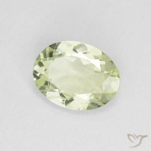Tourmaline Vert jaunâtre naturelle ovale, 1.05 ct, VVS