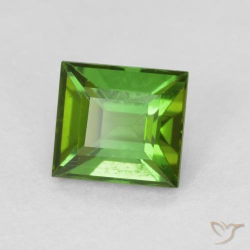 Tourmaline Vert foncé naturelle Baquette, 0.70 ct, VS