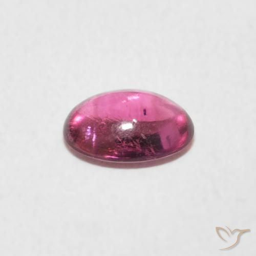 Tourmaline Rose vif naturelle ovale, 0.64 ct, Transparent
