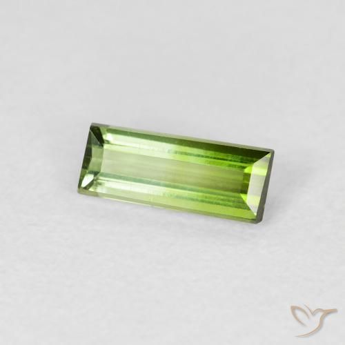 Tourmaline Vert chaud naturelle Baquette, 0.65 ct, VVS-VS