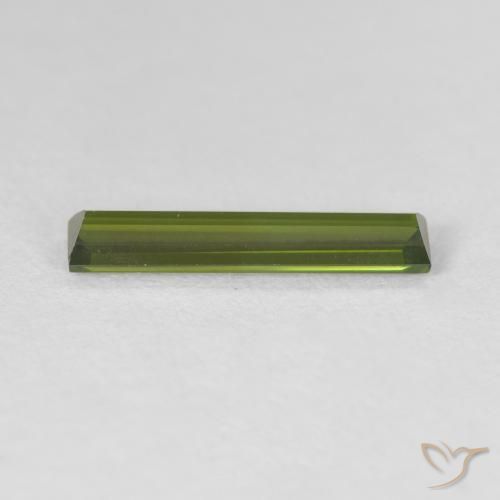 Tourmaline Vert terreux naturelle Baquette, 0.95 ct, VVS