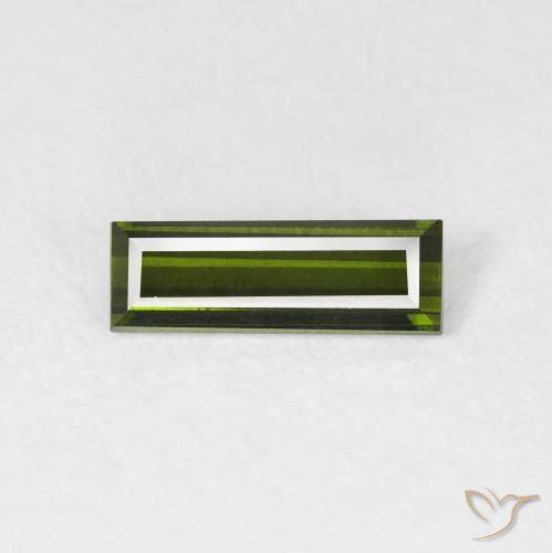 Tourmaline Vert terreux naturelle Baquette, 0.63 ct, VVS