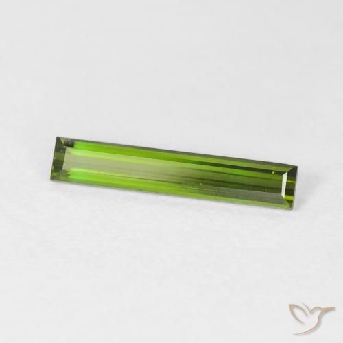 Tourmaline Forêt verte naturelle Baquette, 0.76 ct, VVS