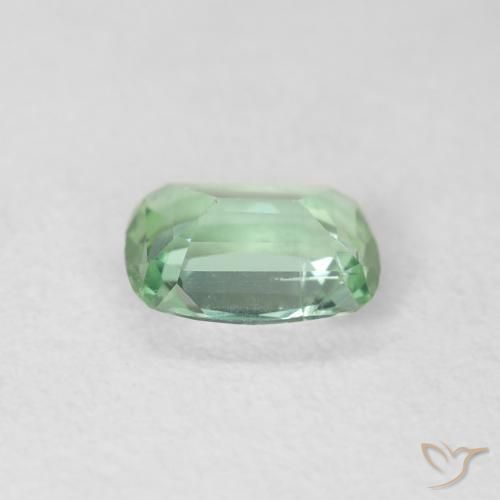 Tourmaline Vert clair naturelle Coussin, 0.67 ct, VS