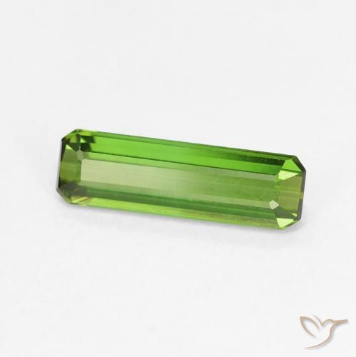 Tourmaline Vert foncé naturelle Octogone / coupe Émeraude, 0.80 ct, VVS-VS