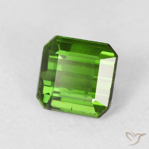 Tourmaline Vert moyen naturelle Octogone / coupe Émeraude, 0.74 ct, VVS-VS