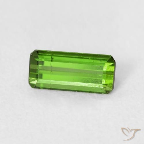 Tourmaline Vert moyen naturelle Octogone / coupe Émeraude, 0.59 ct, VS-SI