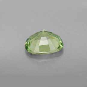 Grenat tsavorite vert naturelle coupe coussin, 2,62 ct, VS