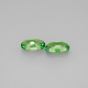 Achetez naturel ct vert grenat tsavorite gems, coupe ovale, en provenance tanzanie chez gemselect. en stock, livraison internationale!