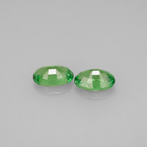 Achetez naturel ct Vert chrome Grenat Tsavorite gems, Coupe ovale, En provenance Tanzanie chez GemSelect. En stock, livraison internationale!