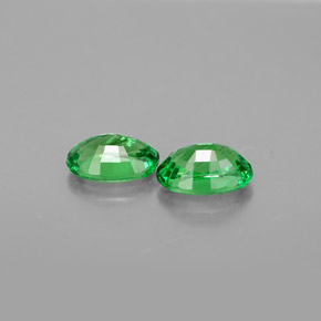 Achetez naturel ct vert grenat tsavorite gems, coupe ovale, en provenance tanzanie chez gemselect. en stock, livraison internationale!