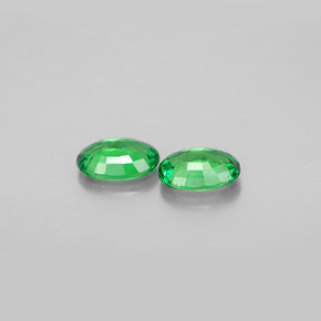 Achetez naturel ct vert grenat tsavorite gems, coupe ovale, en provenance tanzanie chez gemselect. en stock, livraison internationale!