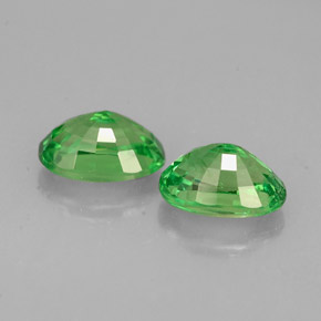 Achetez naturel ct vert grenat tsavorite gems, coupe ovale, en provenance tanzanie chez gemselect. en stock, livraison internationale!