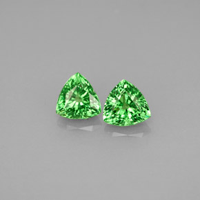 Achetez naturel ct vert grenat tsavorite gems, trillion, en provenance tanzanie chez gemselect. en stock, livraison internationale!