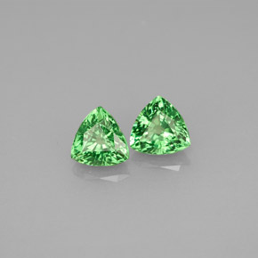 Achetez naturel ct vert grenat tsavorite gems, trillion, en provenance tanzanie chez gemselect. en stock, livraison internationale!