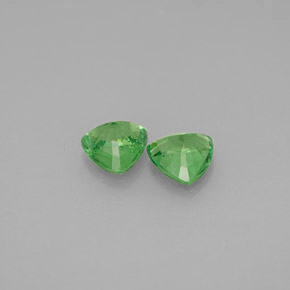 Achetez naturel ct vert grenat tsavorite gems, trillion, en provenance tanzanie chez gemselect. en stock, livraison internationale!