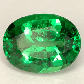 Grenat tsavorite vert naturelle coupe ovale, 2,08 ct, VS-SI