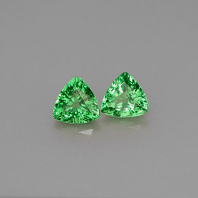 Achetez naturel ct vert grenat tsavorite gems, trillion, en provenance tanzanie chez gemselect. en stock, livraison internationale!