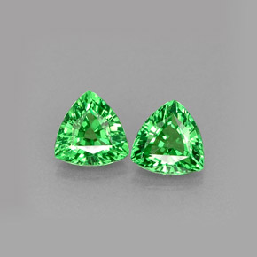 Achetez naturel ct vert grenat tsavorite gems, trillion, en provenance tanzanie chez gemselect. en stock, livraison internationale!