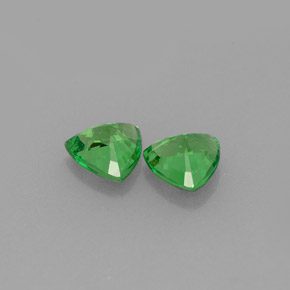 Achetez naturel ct vert grenat tsavorite gems, trillion, en provenance tanzanie chez gemselect. en stock, livraison internationale!