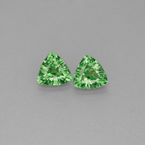 Achetez naturel ct vert grenat tsavorite gems, trillion, en provenance tanzanie chez gemselect. en stock, livraison internationale!