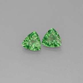 Achetez naturel ct vert grenat tsavorite gems, trillion, en provenance tanzanie chez gemselect. en stock, livraison internationale!