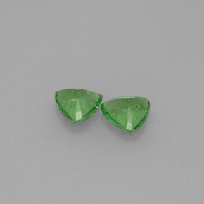 Achetez naturel ct vert grenat tsavorite gems, trillion, en provenance tanzanie chez gemselect. en stock, livraison internationale!